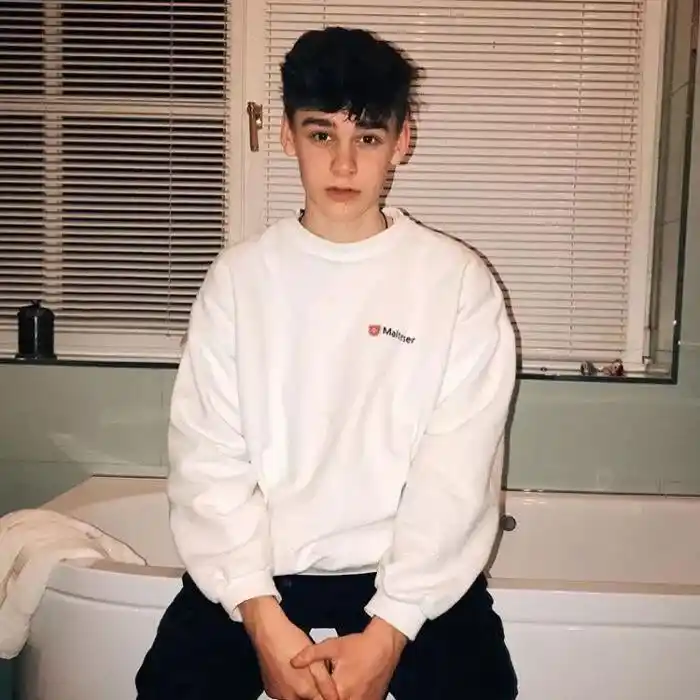 6686体育高级作者Nadia