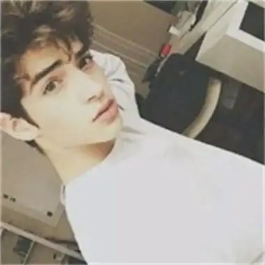 6686体育钻石作者Paxton