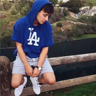 6686体育金牌作者Xavier