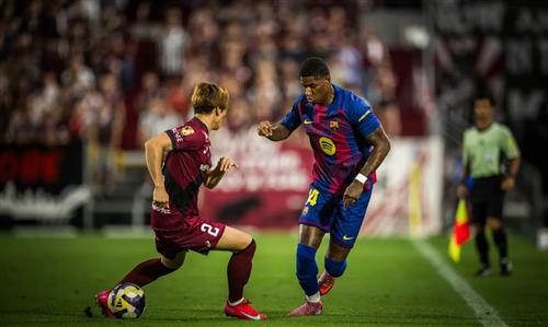 神户胜出局船 vs 巴塞罗那