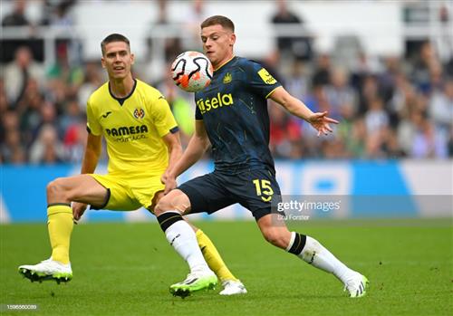 纽卡斯尔联 vs 比利亚雷亚尔